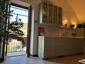 Villa Anna - Nyrenoverad familjelägenhet i hjärtat av Alta! Snabbt wifi! Ventimiglia